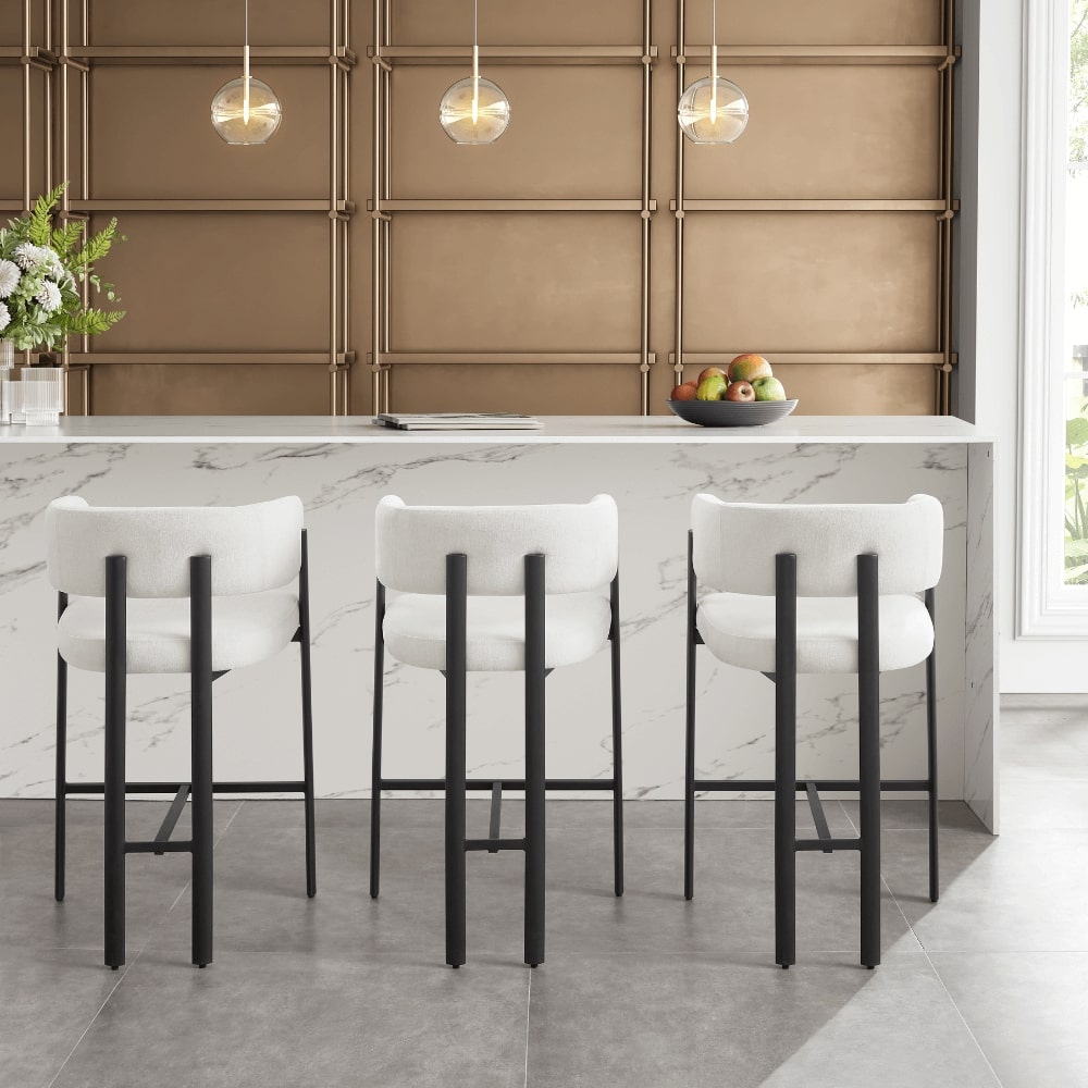 Tabouret de bar courbé Elle en lin ivoire avec cadre en métal noir