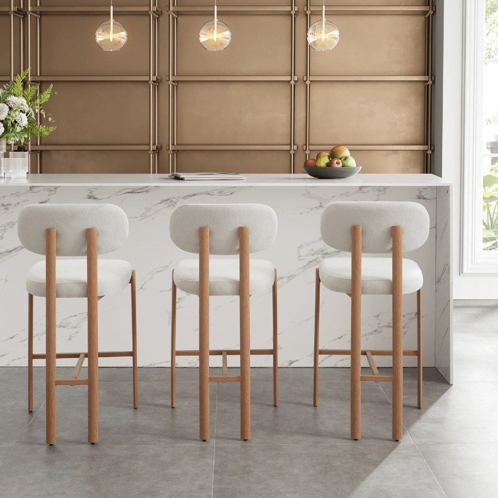 Tabouret de bar Kiah en lin ivoire avec cadre effet chêne naturel