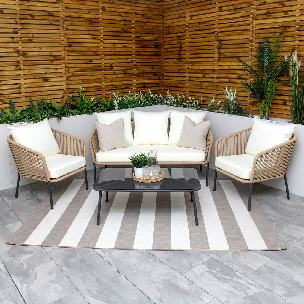 Canapé 5 places Turin beige en aluminium tressé avec coussins crème