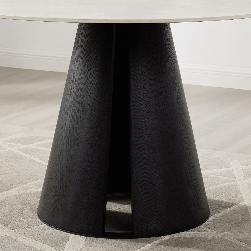 Ensemble de salle à manger rond Maya en céramique crème clair avec 6 chaises Rhea dorées