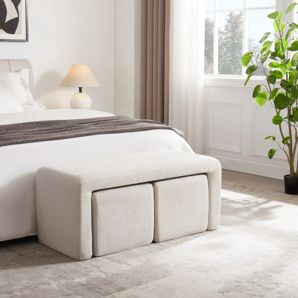 Banc Daria en chenille crème avec tabourets gigognes