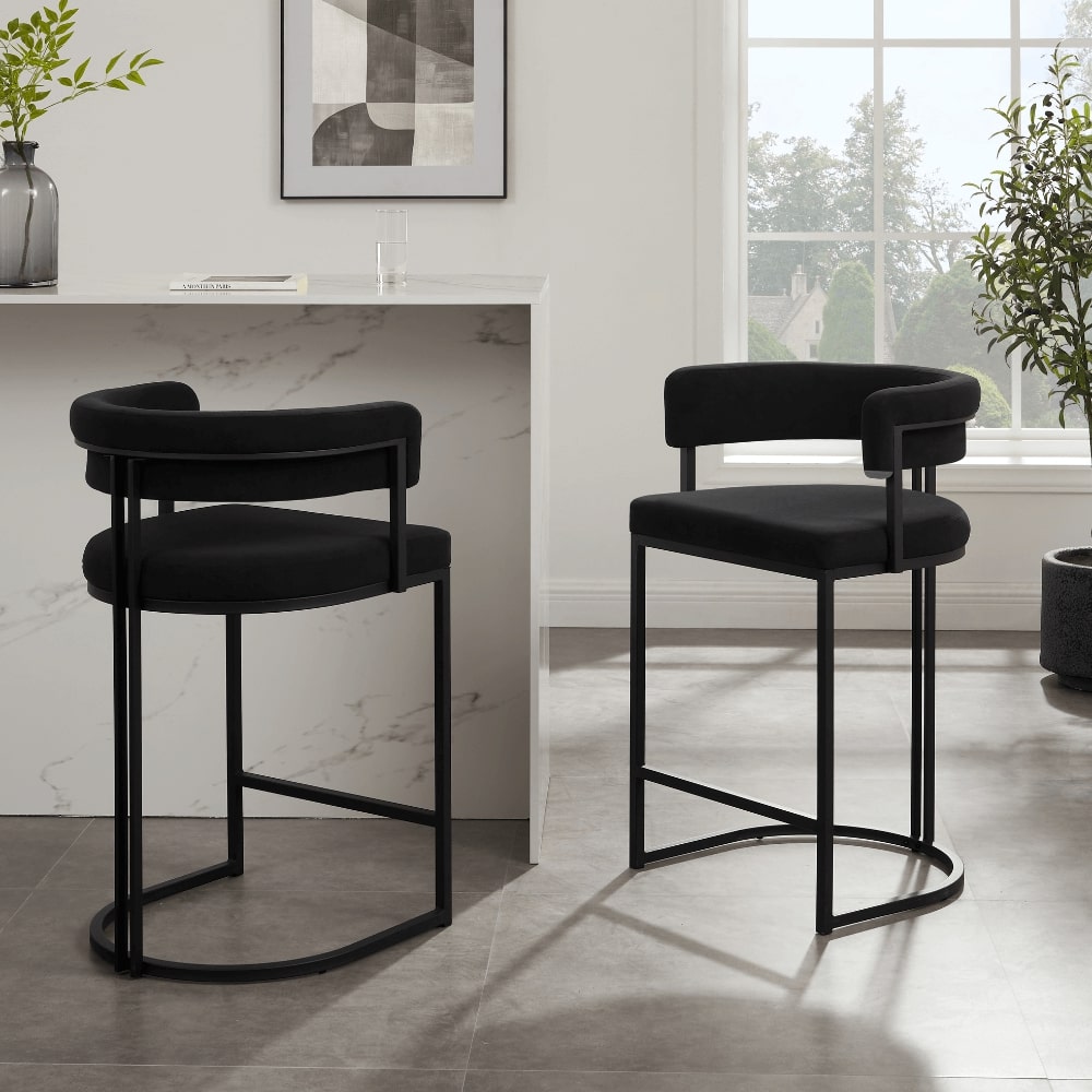 Tabouret de bar incurvé Mia en velours noir et cadre noir