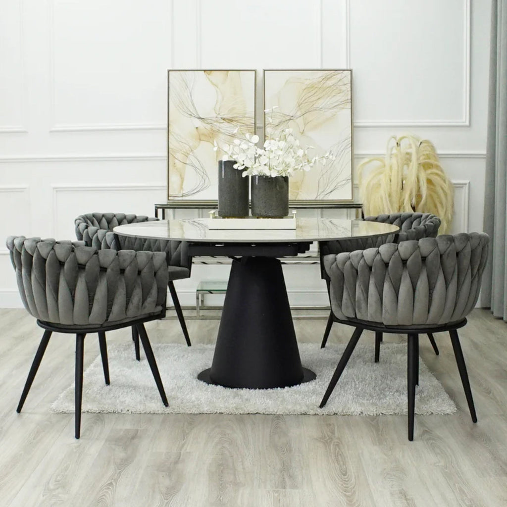 Chaise de salle à manger en velours tressé gris Iris avec cadre noir