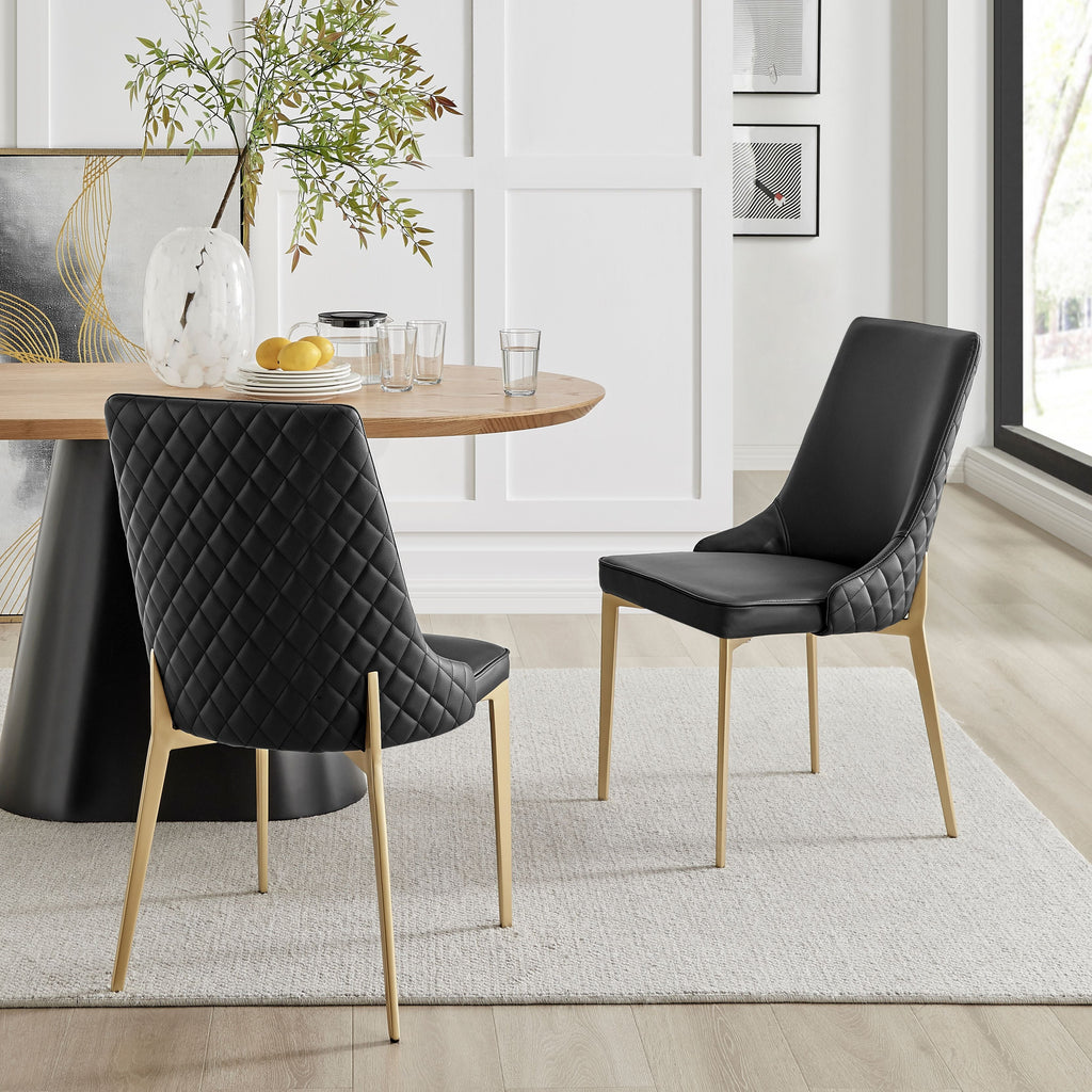 Table extensible en céramique noire effet marbre avec 4 chaises en similicuir noir
