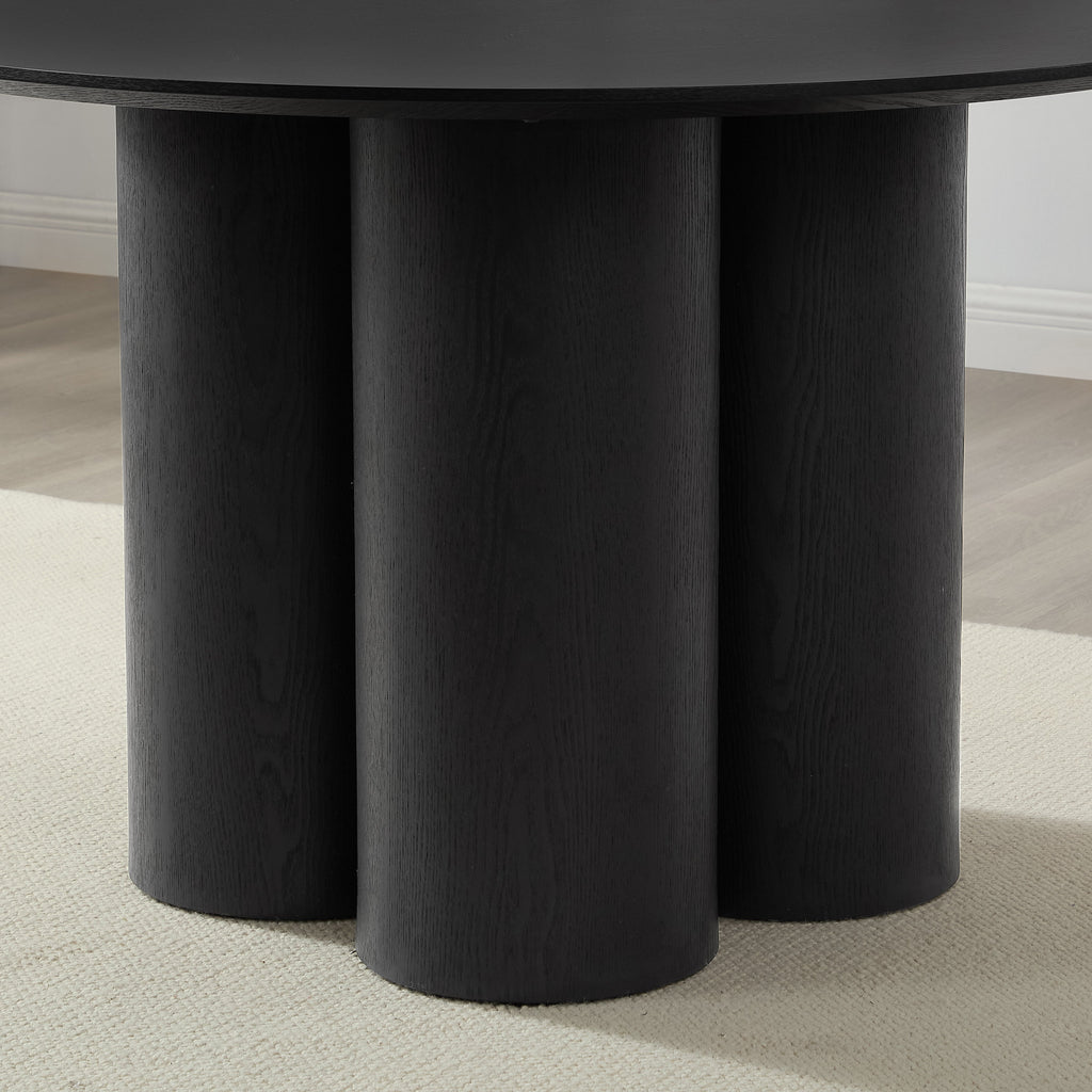 Table à manger ronde en bois noir Marco avec base en bois noir