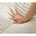 Canapé-lit Harmonia 109 W surdimensionné en velours côtelé, siège profond, double méridienne avec 4 oreillers