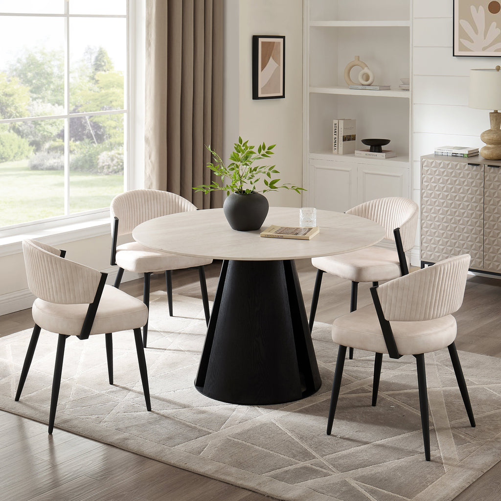 Chaise de salle à manger Maria en velours crème courbé avec cadre en métal noir
