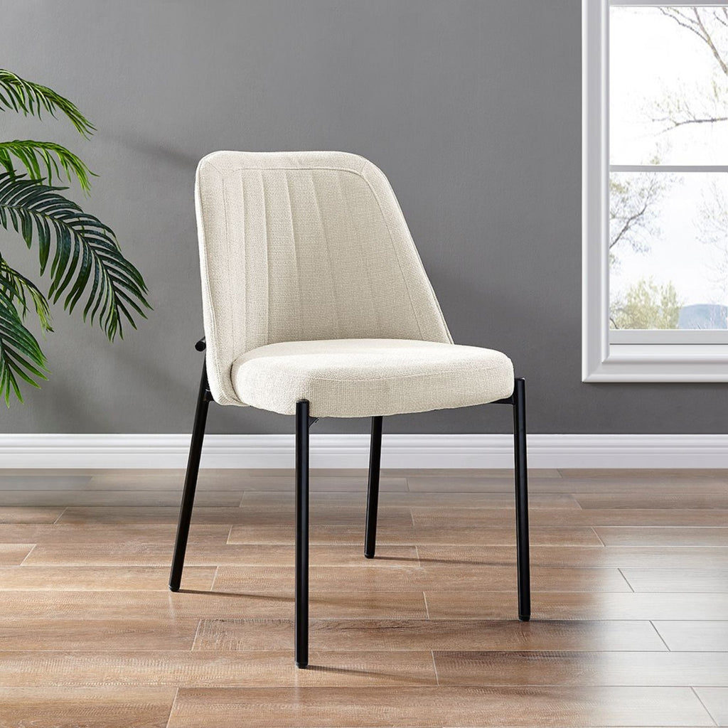 Chaise de salle à manger Adele en lin crème avec pieds noirs