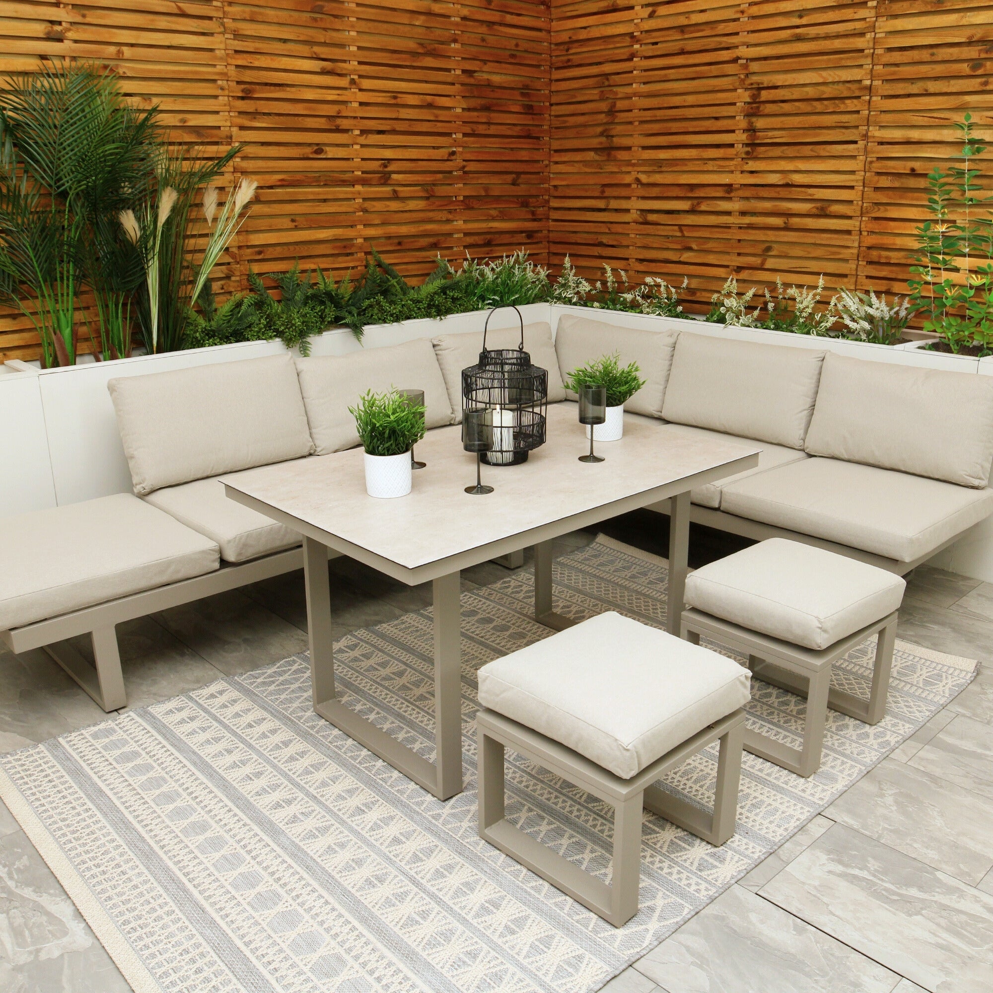 Ensemble de jardin modulaire avec canapé et cadre en aluminium gris clair neutre