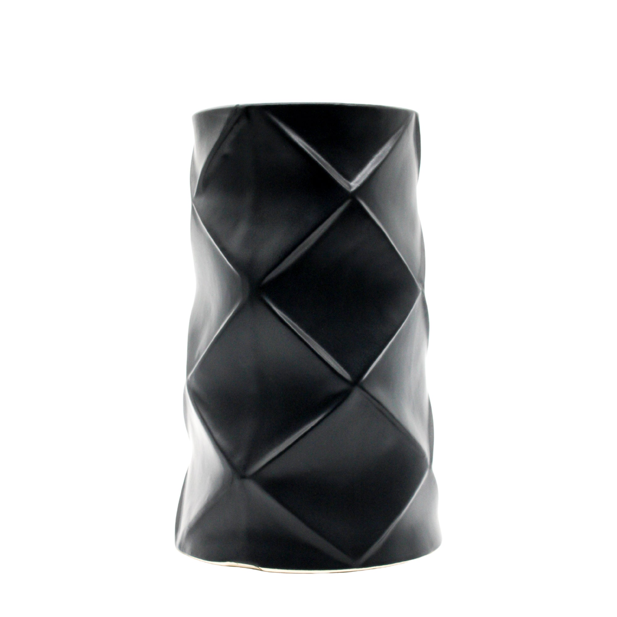 Vase rond en céramique noire effet diamant