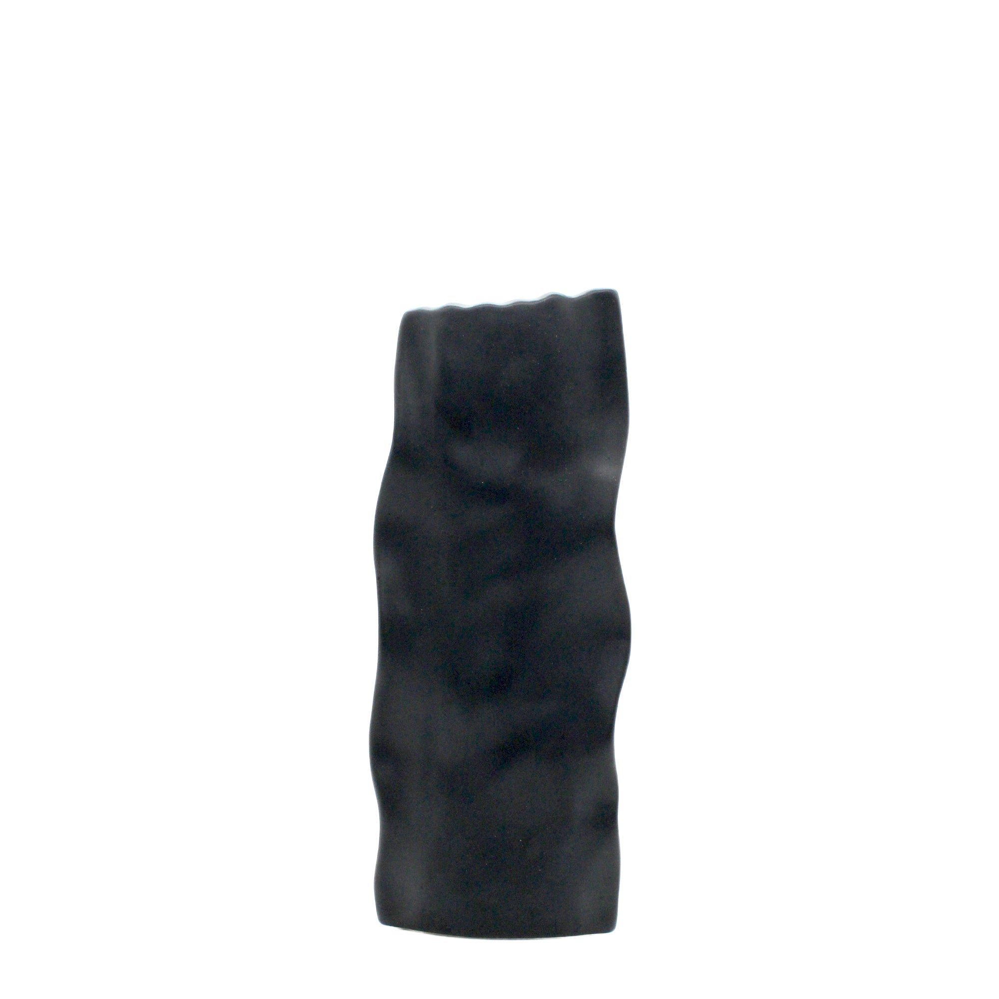 Vase en céramique noire à effet ondulé