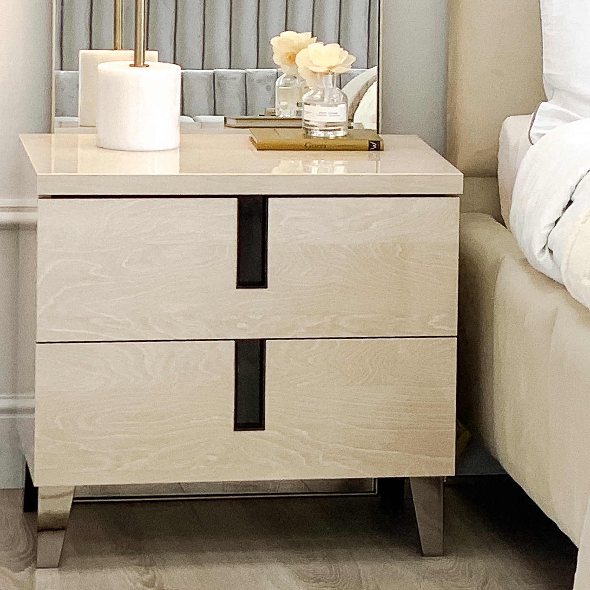 Table de chevet effet bois sable crème Parma
