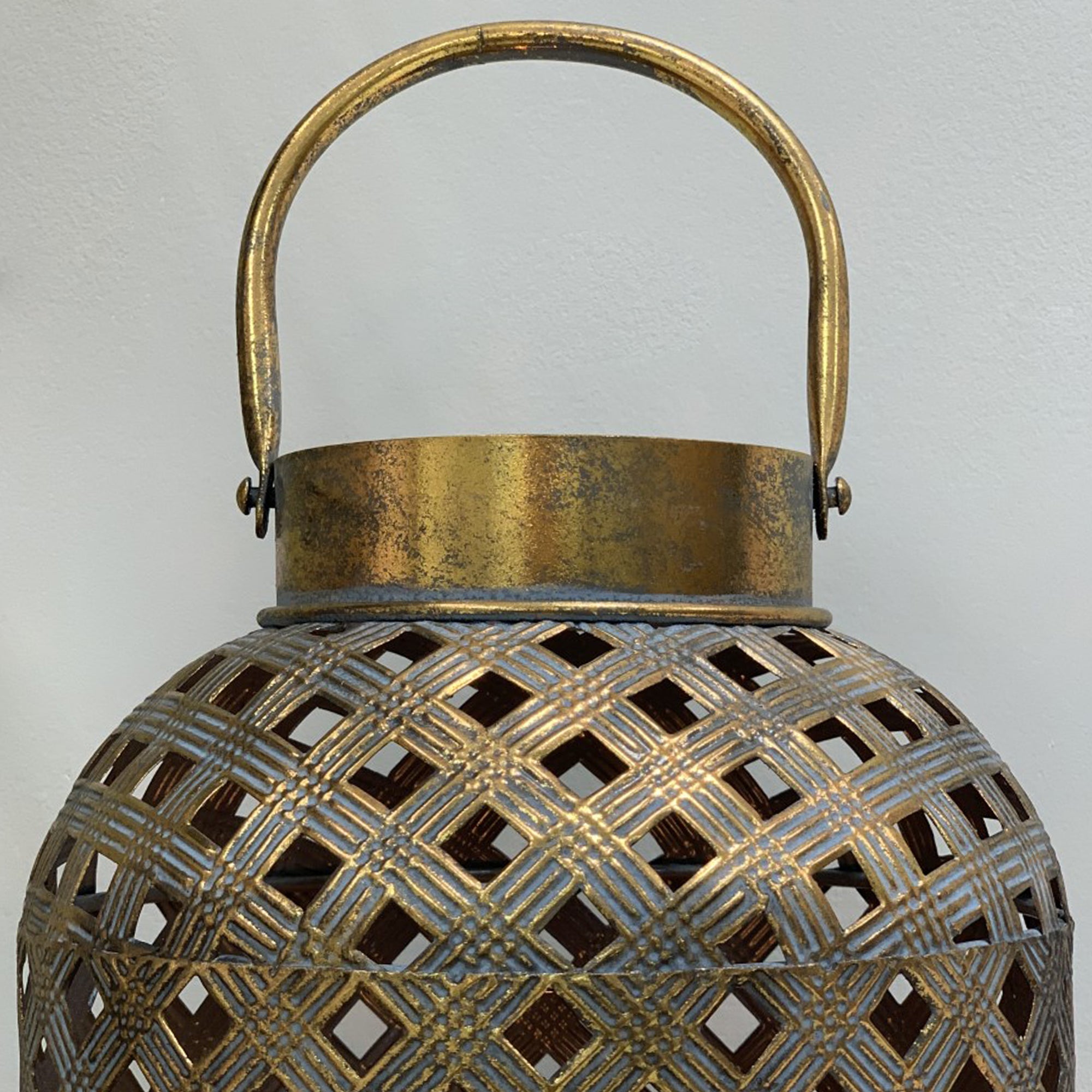 Lanterne dorée antique Bethany