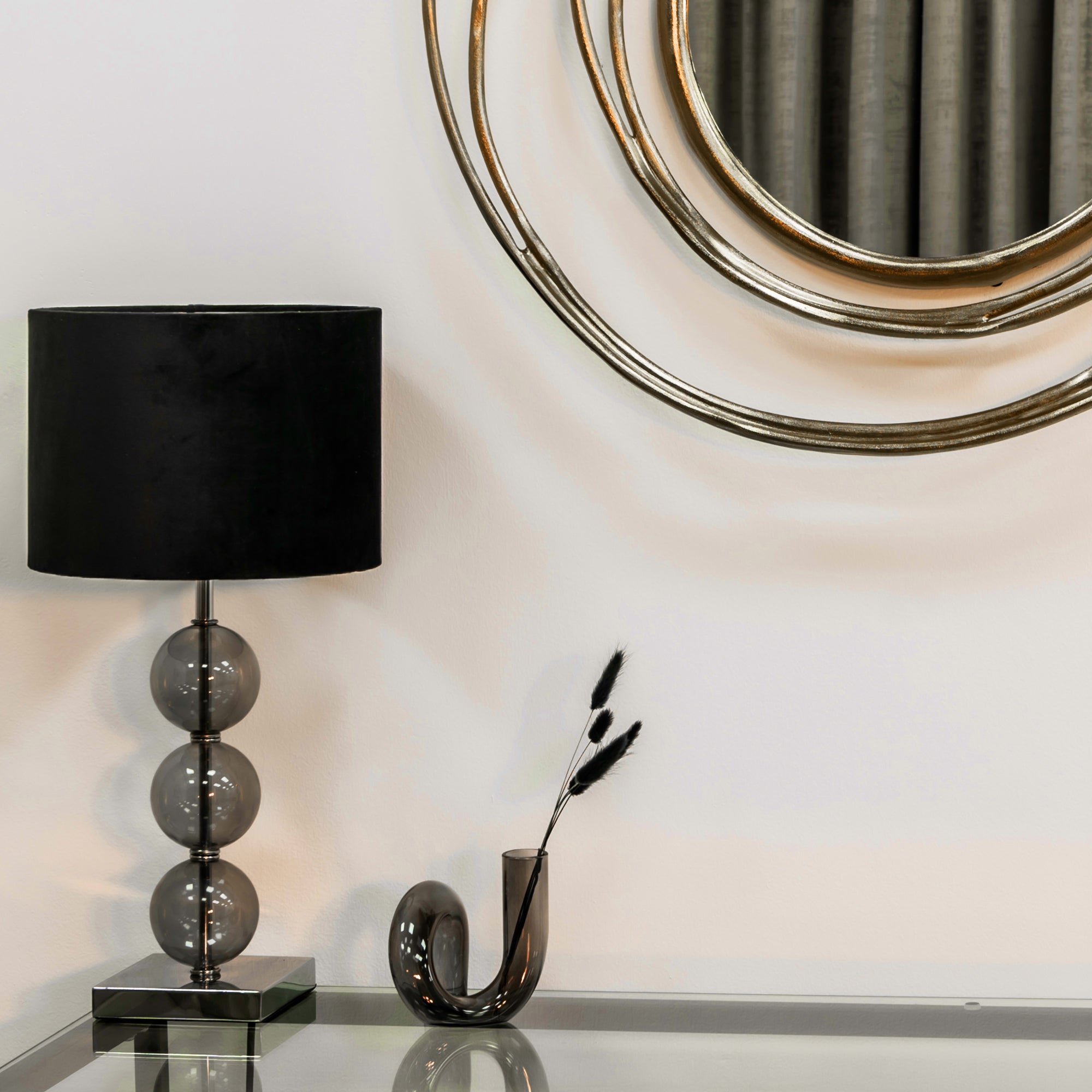 Lampe de table nuage noire avec abat-jour en simili-daim