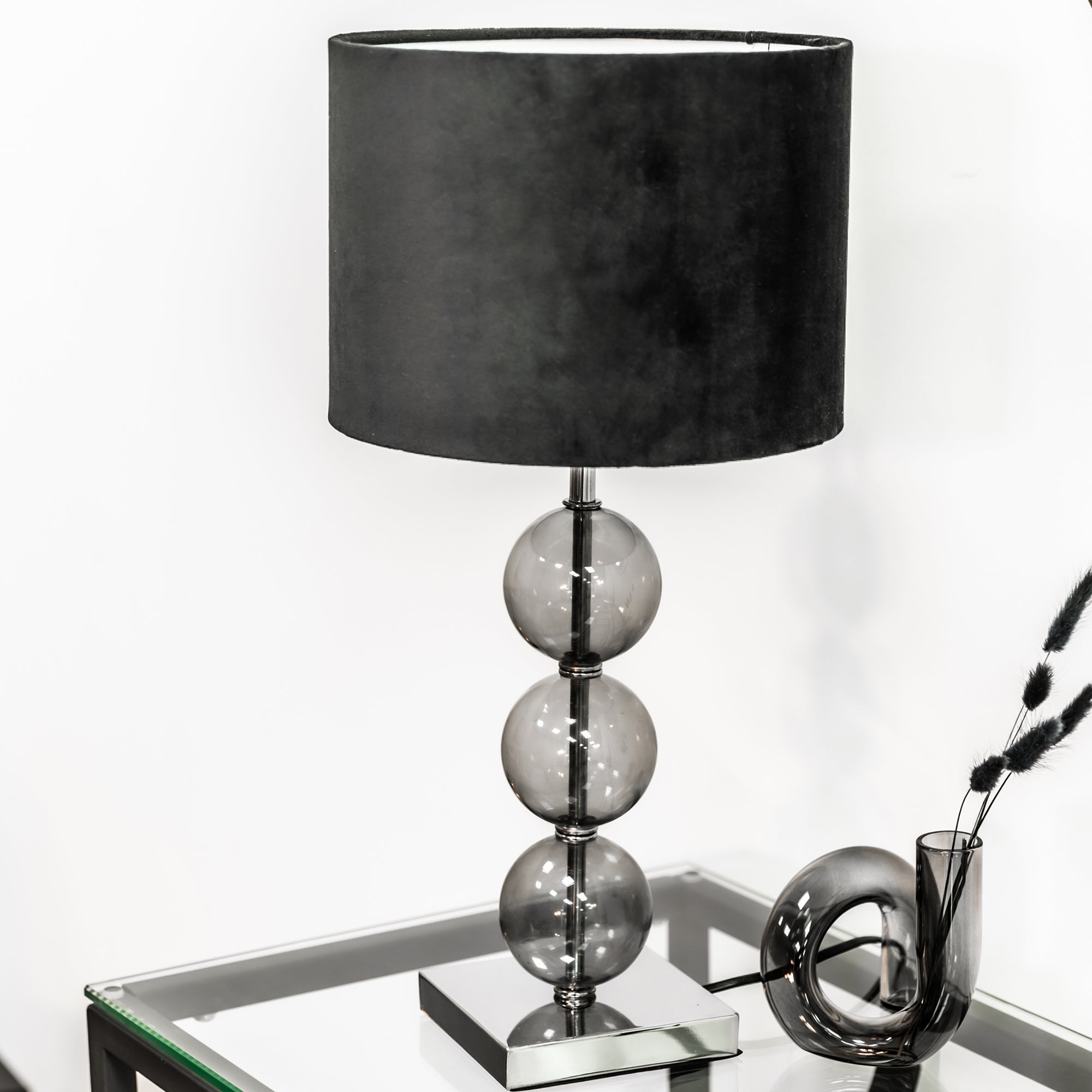 Lampe de table nuage noire avec abat-jour en simili-daim