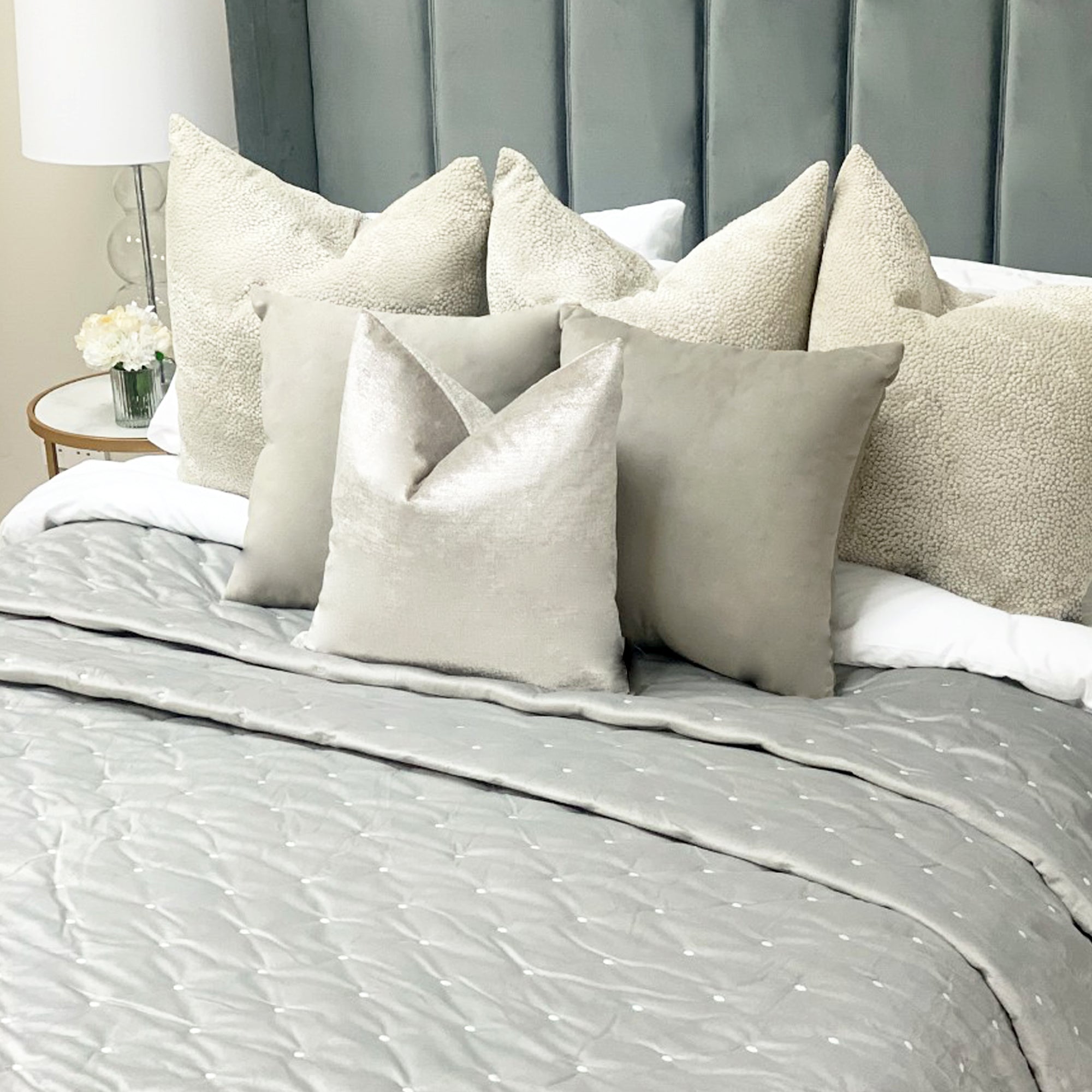 Couverture en velours gris Knightsbridge