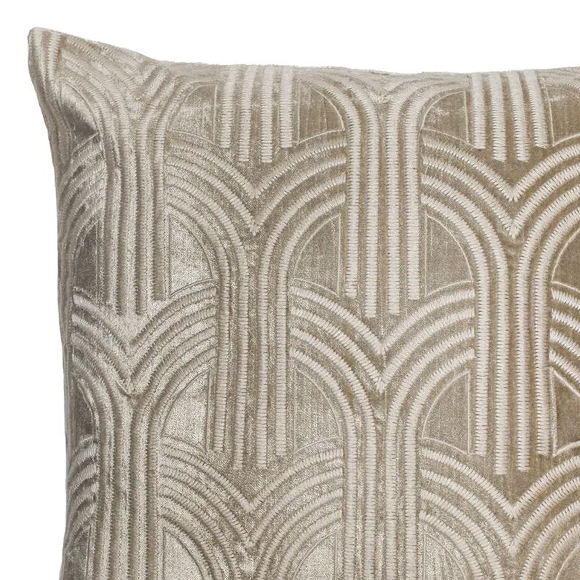 Coussin d'arche en velours champagne Malini
